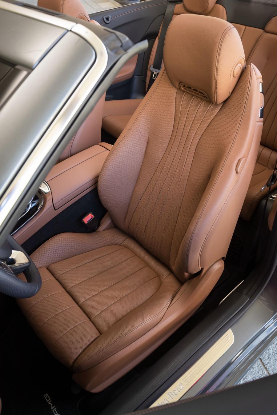 Интерьер Mercedes-Benz E220 d Cabriolet 2017 года  (WW) (фото 22 из 24)